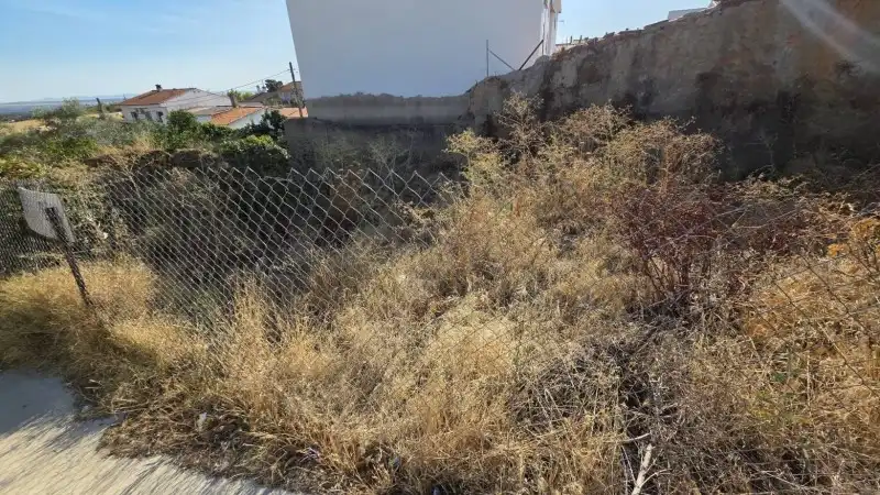 Wohnbaugrundstück zum Verkauf in Casas de Millán, imagen 4