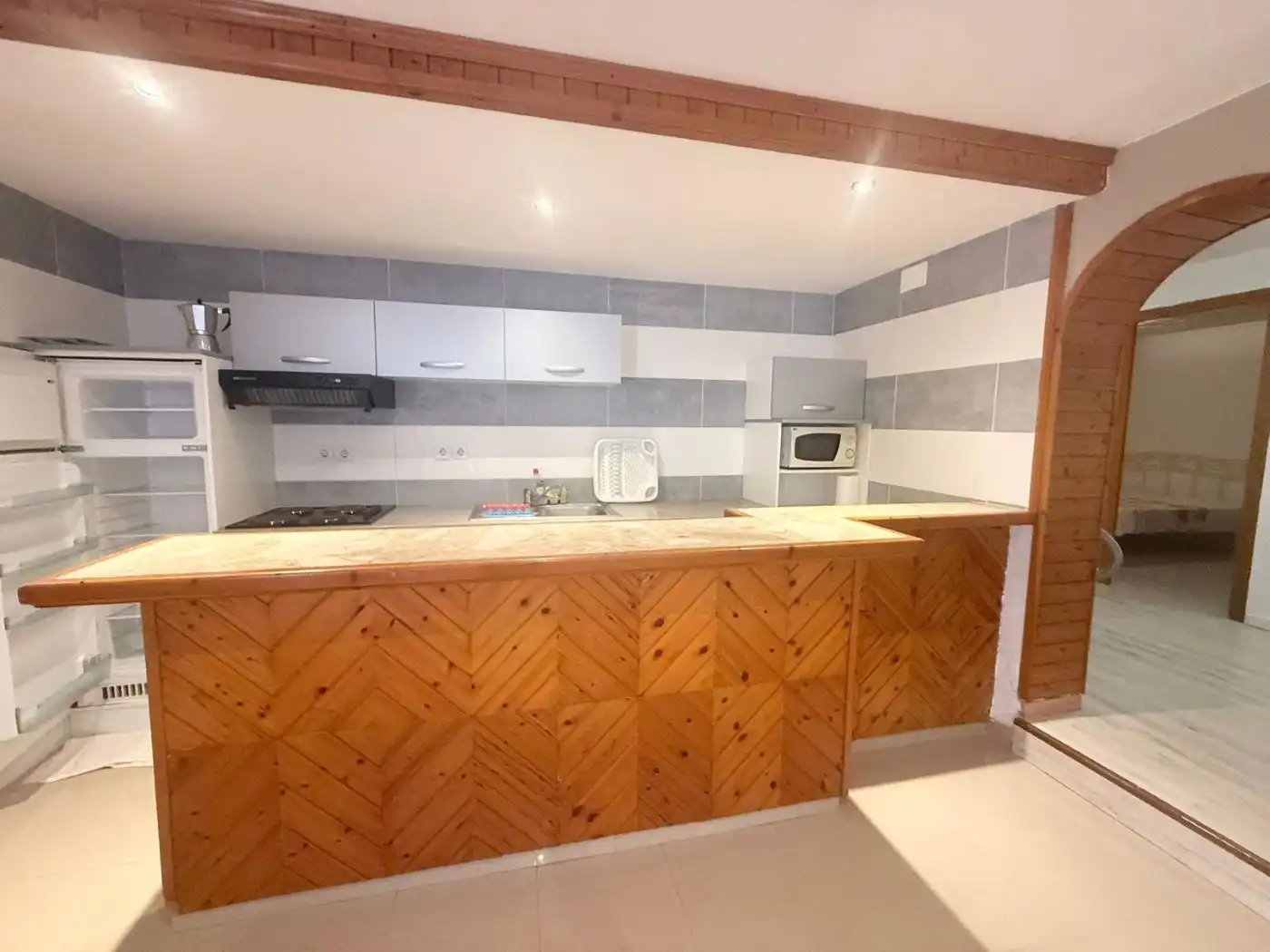 Cuina de Casa o xalet en venda en Roses amb Aire condicionat, Calefacció i Terrassa