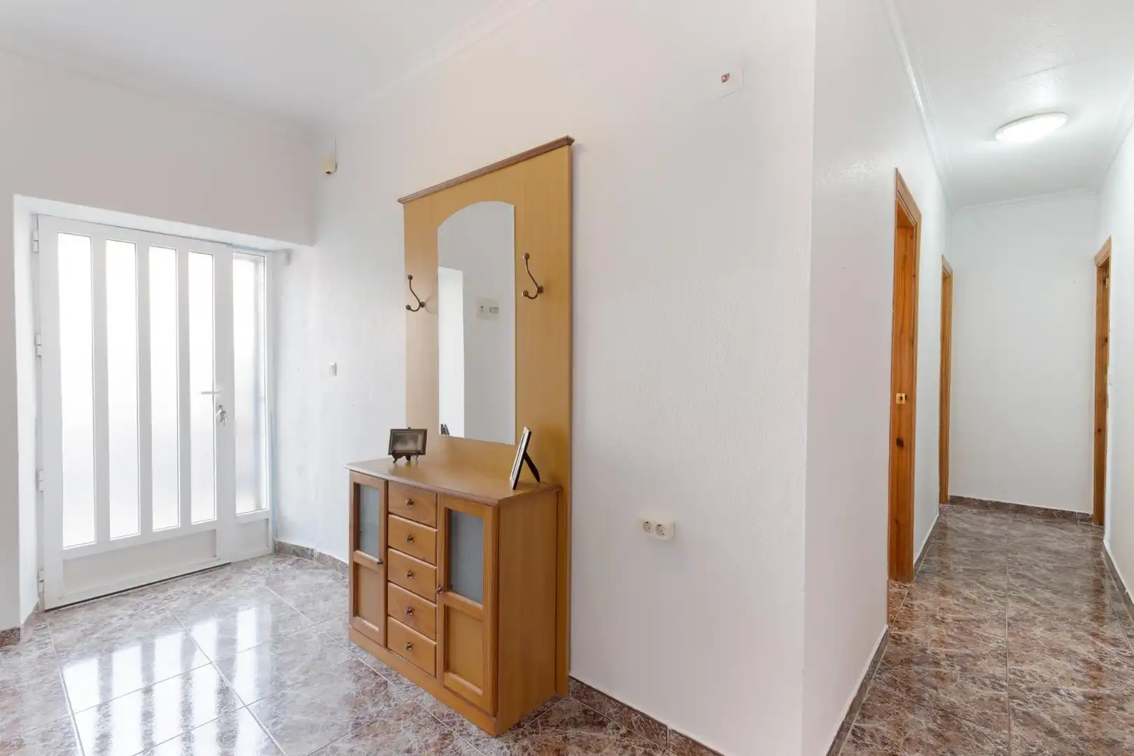 Ground floor for sale in Guadix  with Furnished