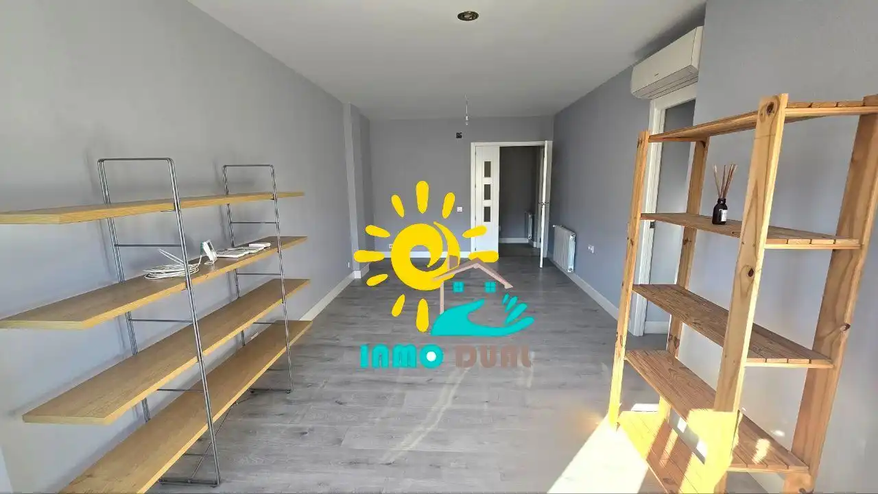 Flat with lift to rent in SINFORIANO MADROÑERO