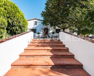 Vista exterior de Finca rústica en venda en Parets del Vallès amb Aire condicionat, Calefacció i Jardí privat