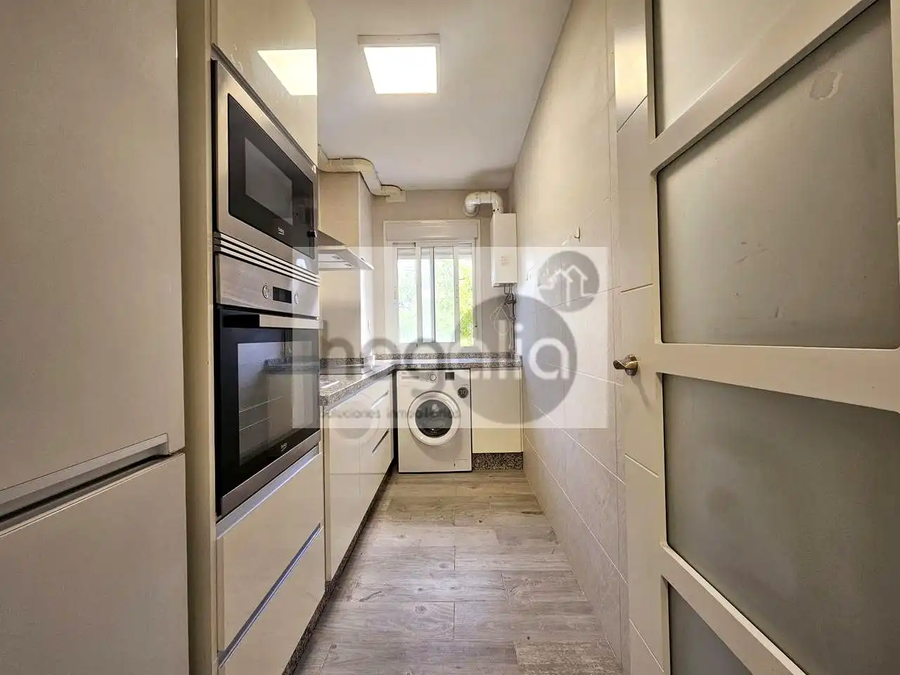 Cocina de Piso en venta en Sevilla con Aire acondicionado y Terraza
