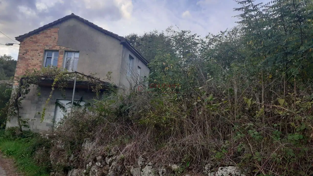 Houses for sale in A Peroxa   with Heating and Private garden
