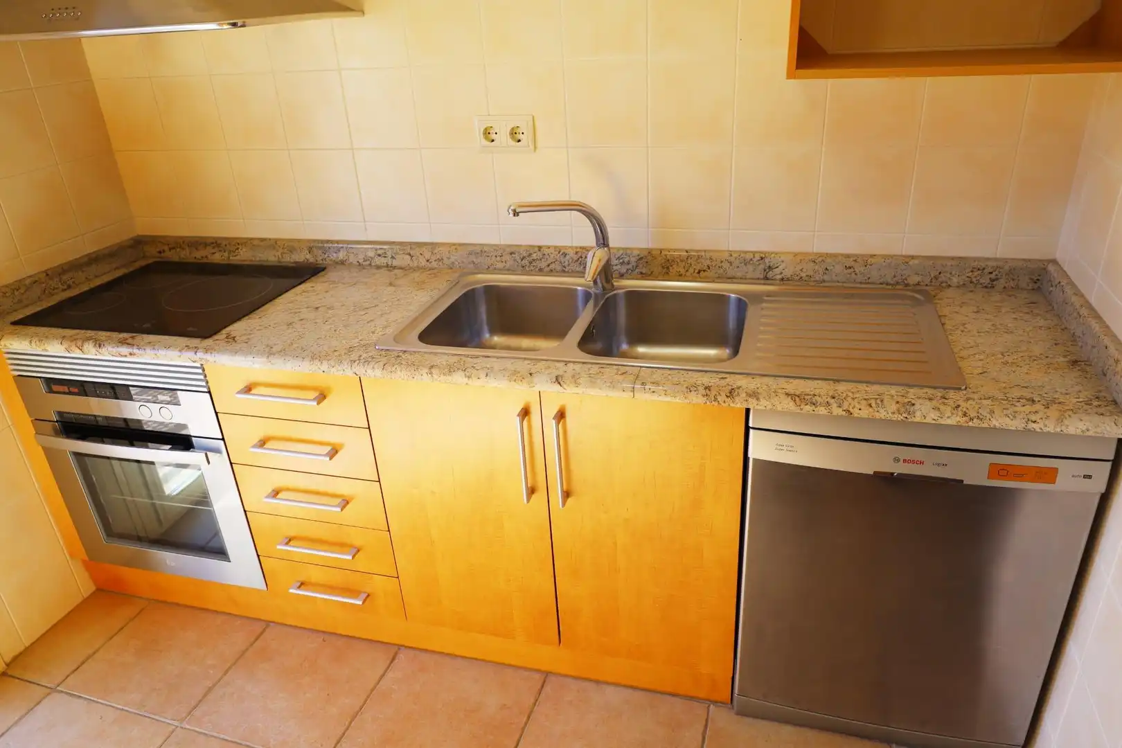 Kitchen of Houses for sale in Híjar  with Air Conditioner, Heating and Terrace