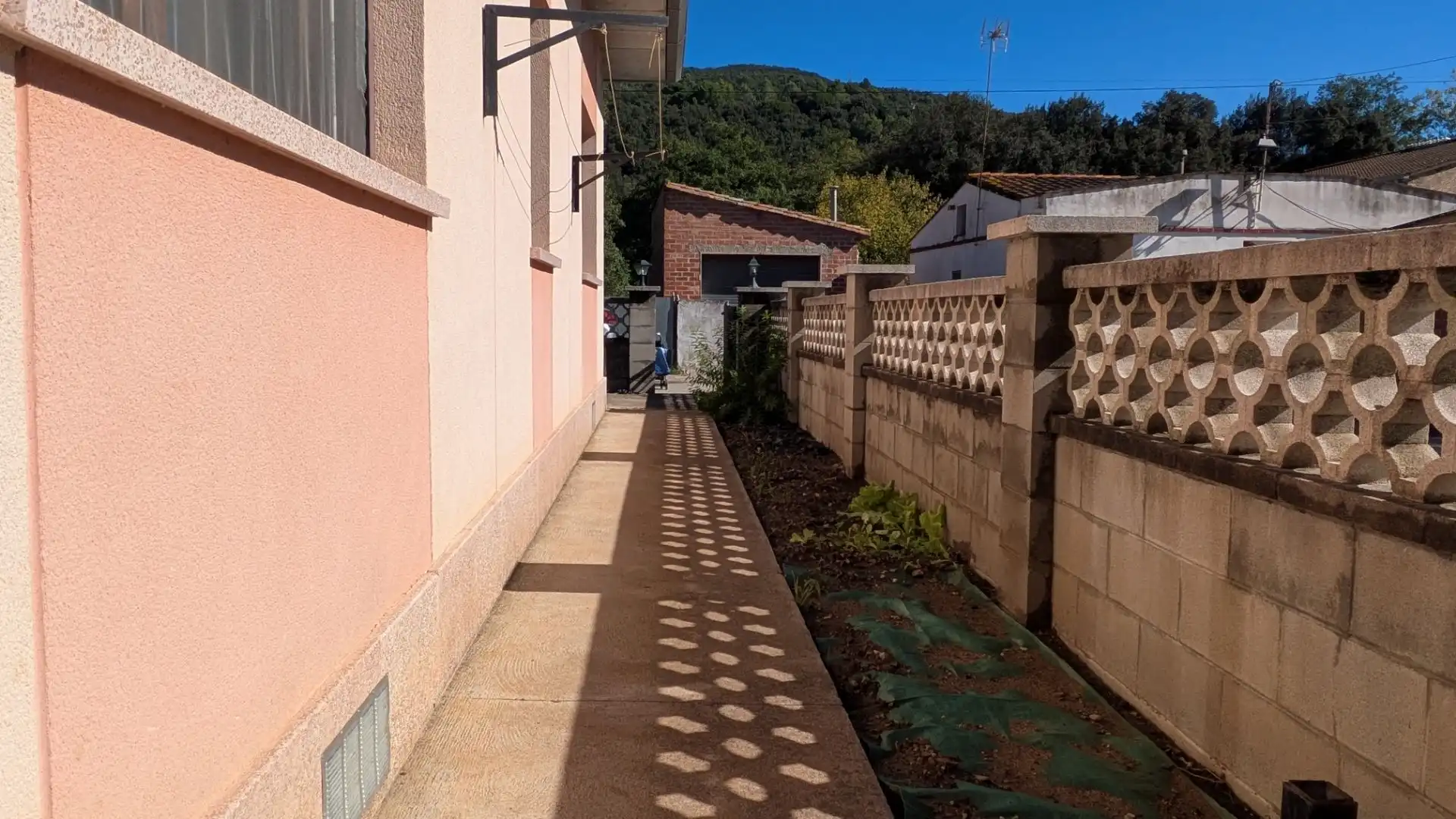Adossat amb jardí en venda a Sant Aniol de Finestres, imagen 26