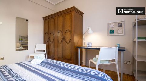Foto 2 de Habitación en Zurbaran, Bilbao