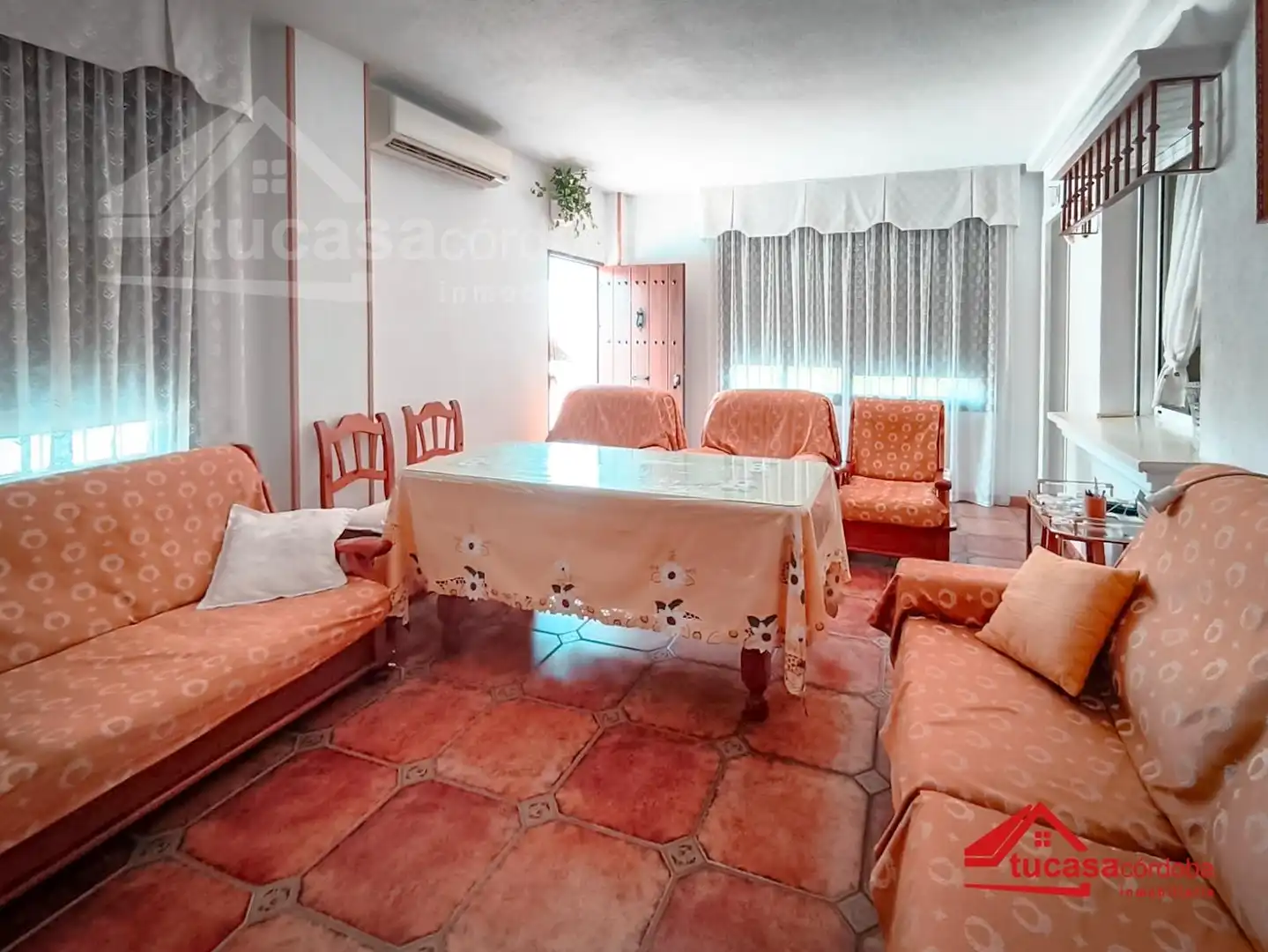 Living room of Houses for sale in Córdoba  with Air Conditioner, Terrace and Storage room