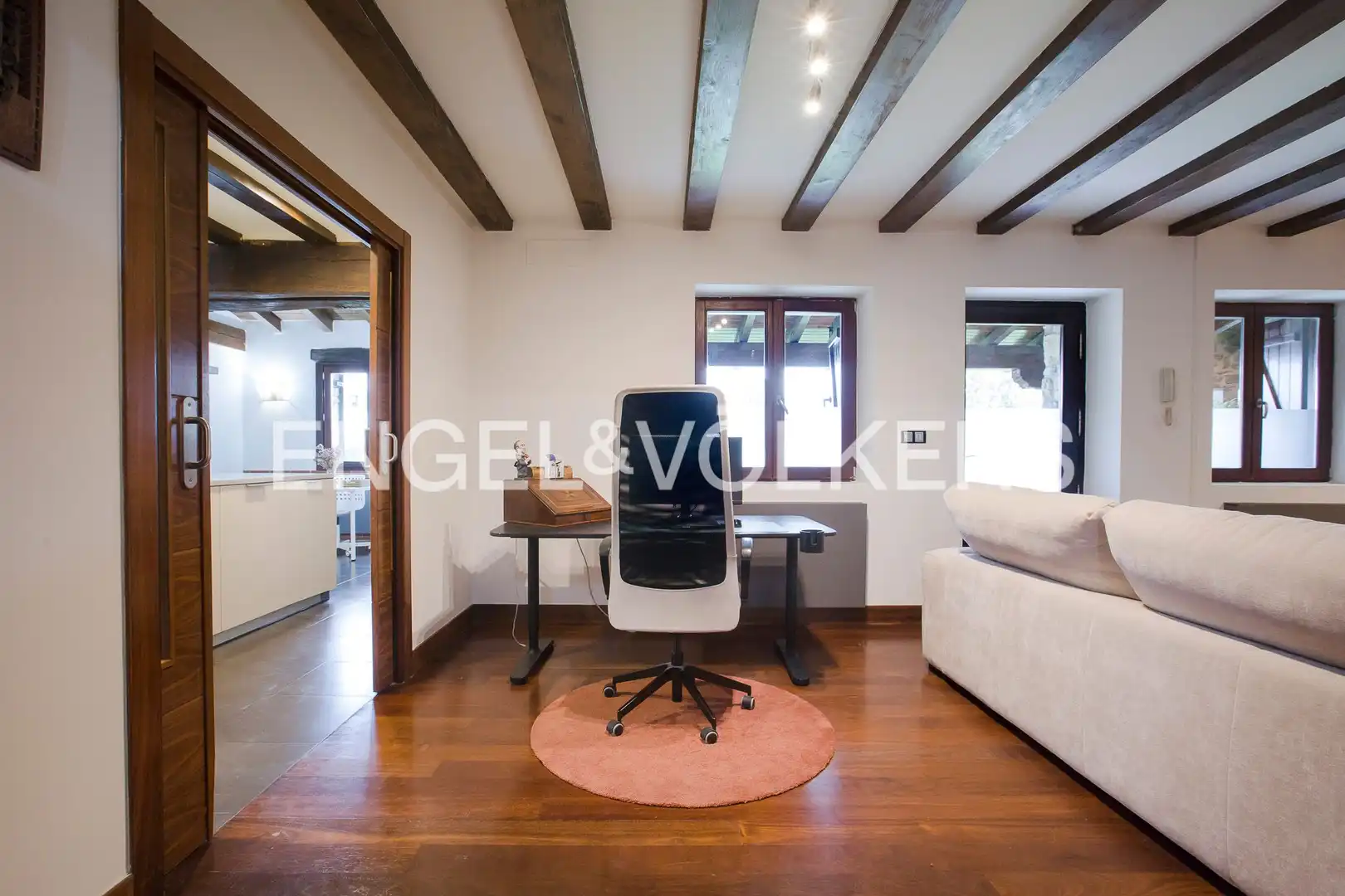 Detached homes for sale in Eguzkitza Bidea, Berango
