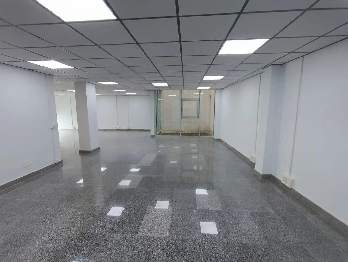 Büro zum Verkauf in Cartagena mit Klimaanlage und Abstellraum