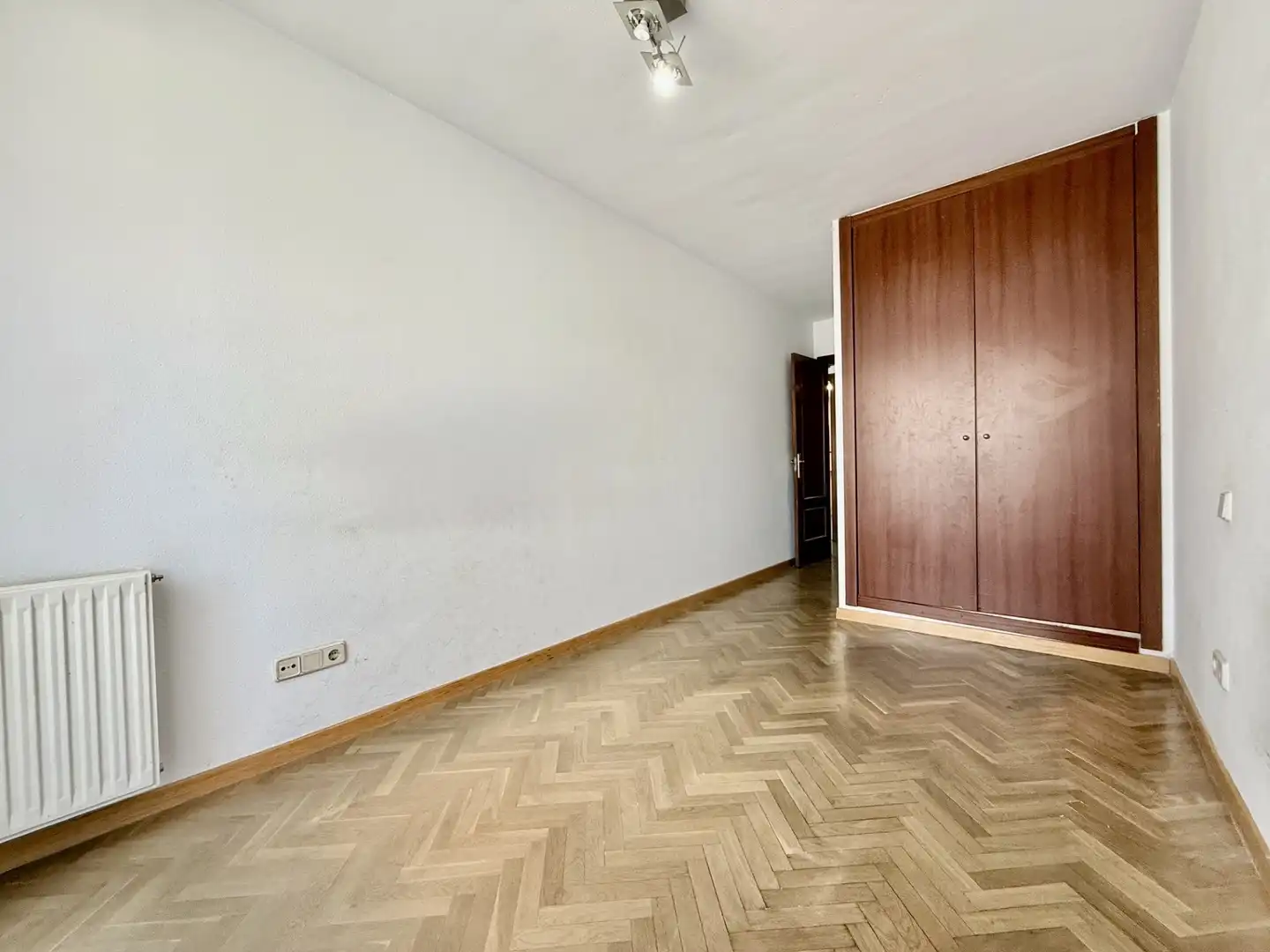Bedroom of Flat for sale in Alcobendas  with Heating and Storage room