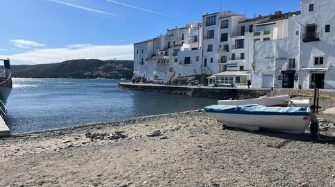 Foto 2 de Pis en venda a Caritat Serinyana, Cadaqués, Girona