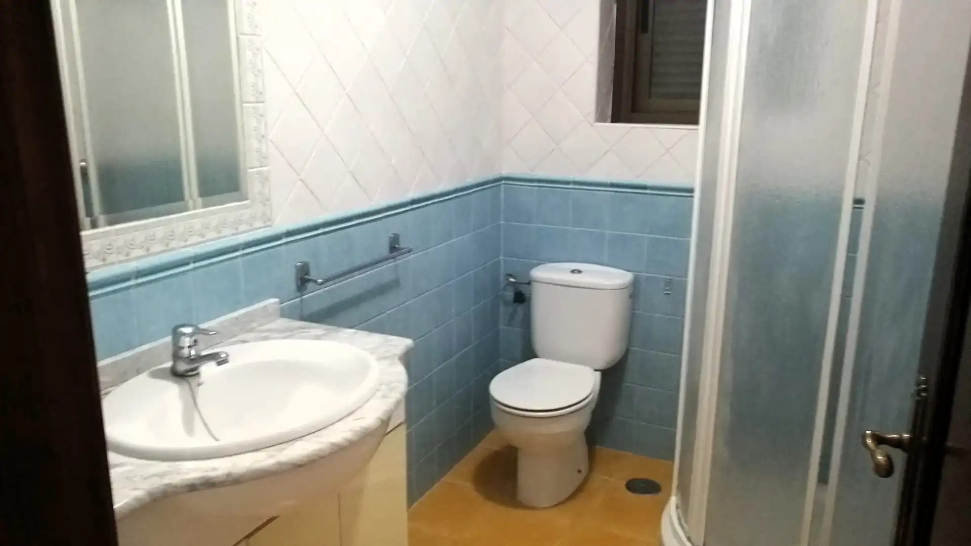 Baño de Casa o chalet en venta en Álora con Aire acondicionado, Calefacción y Jardín privado