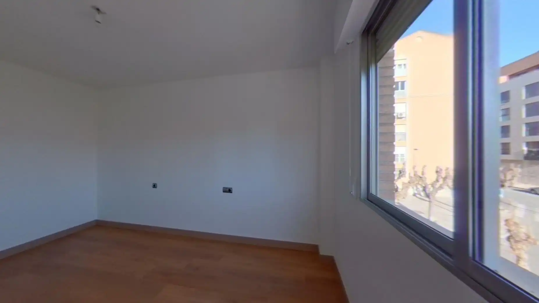 Habitación de Piso en venta en Murcia con Balcón