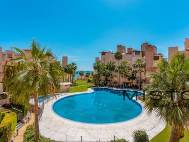 Flat with pool to rent in El Padrón