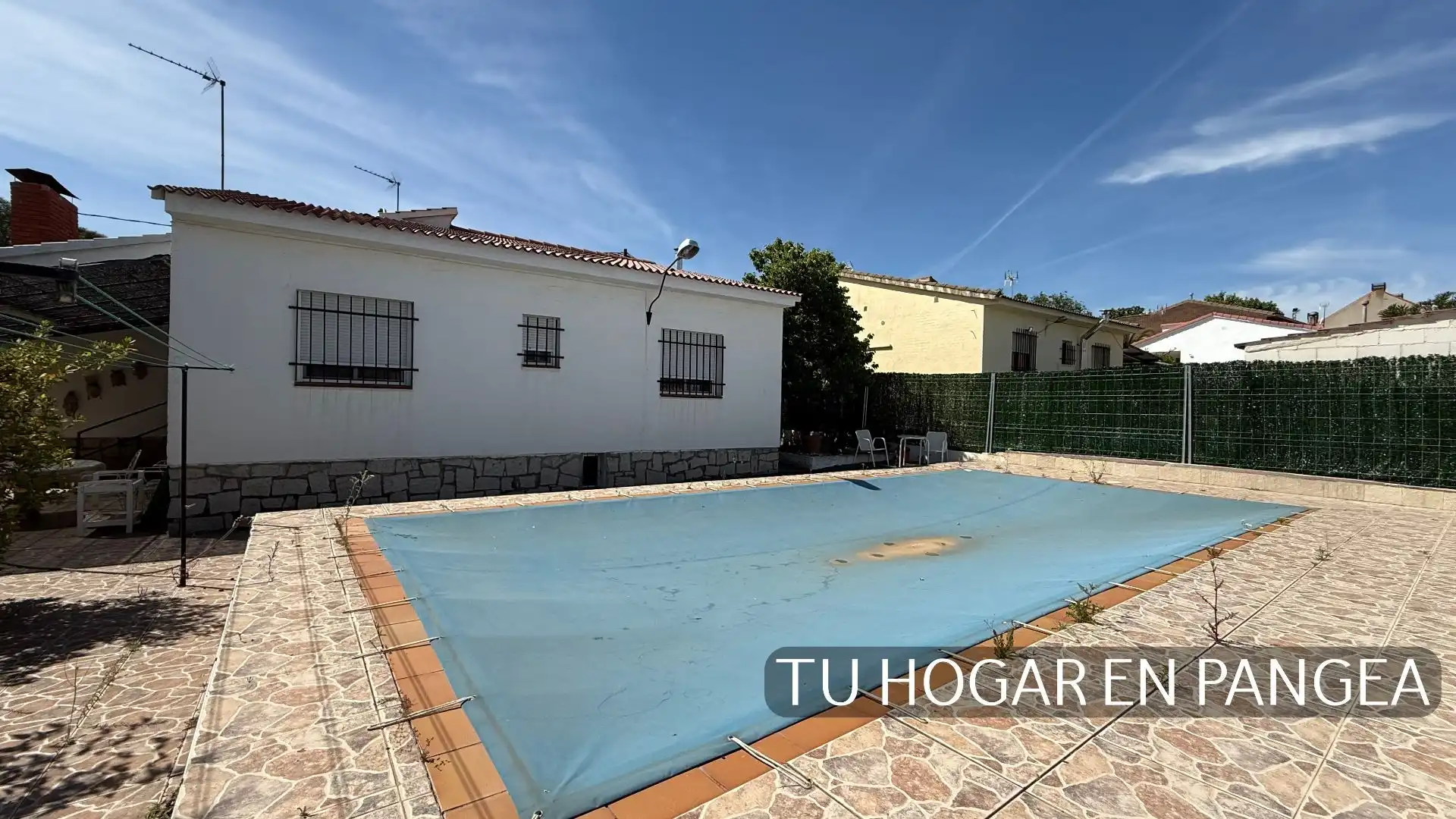 Swimming pool of Houses for sale in El Álamo  with Heating, Private garden and Storage room