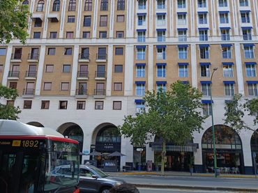 Apartament amb ascensor de lloguer a Avenida de Kansas City 7