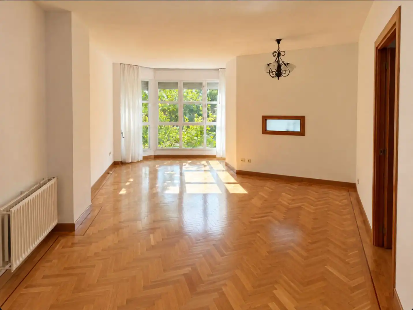 Wohnzimmer von Wohnung zur Miete in  Madrid Capital