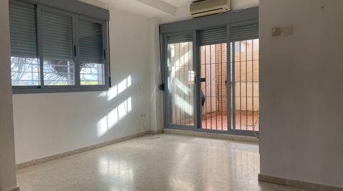 Foto 5 de Apartament en venda a Calle Antonio Covarsí Rojas, Carretera de Sevilla - Los Montitos, Badajoz Capital