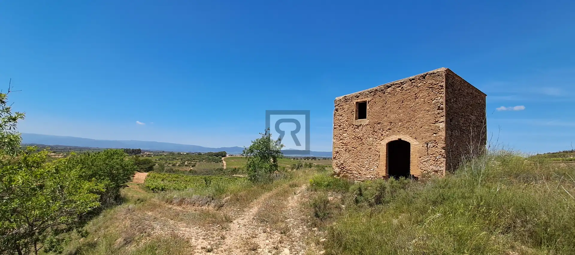 Terrain rustique à vendre à N/A