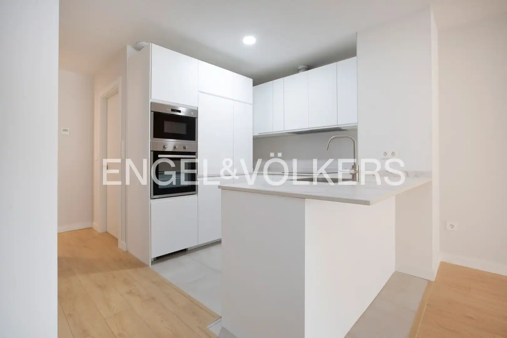Kitchen of Flat for rent in Getxo   with Heating, Parquet flooring and Terrace