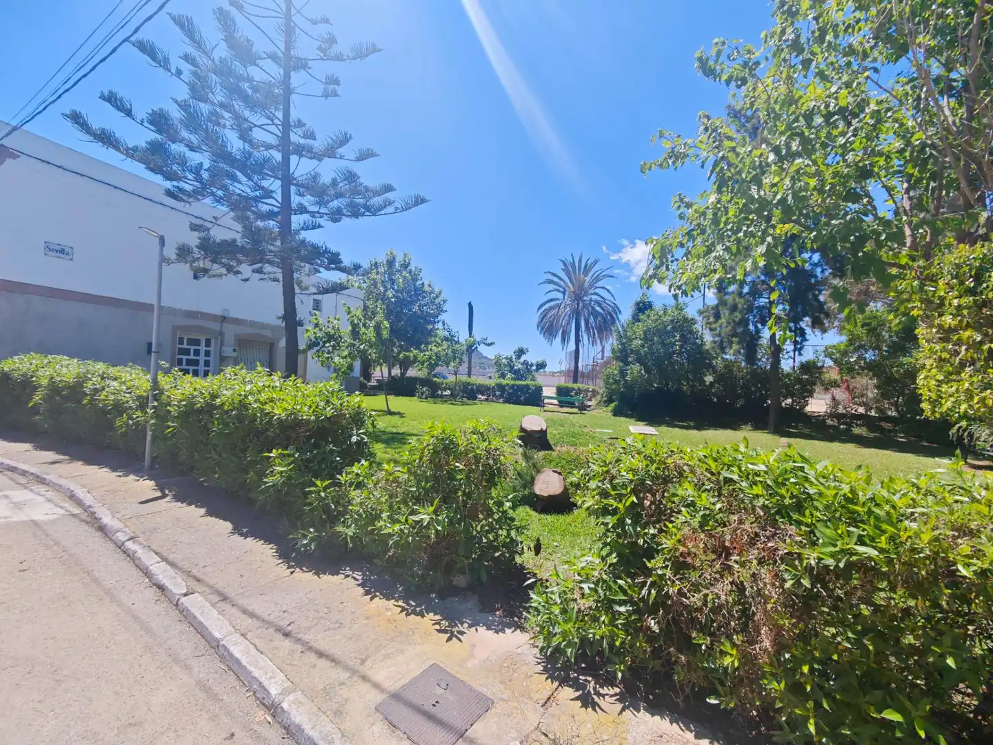 Vista exterior de Casa o xalet en venda en Cartagena amb Jardí privat, Terrassa i Moblat