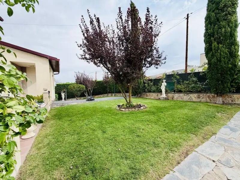 Garden of Detached homes for sale in Los Ángeles de San Rafael