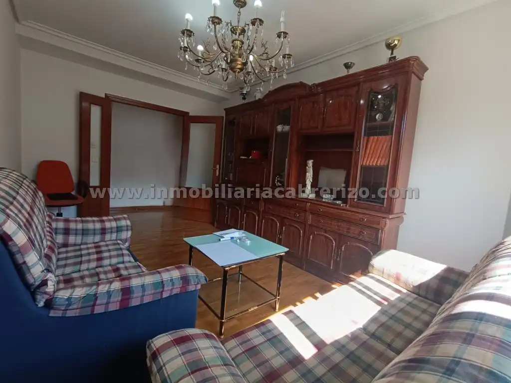 Wohnzimmer von Wohnungen zum Verkauf in  Logroño mit Klimaanlage, Heizung und Parkett