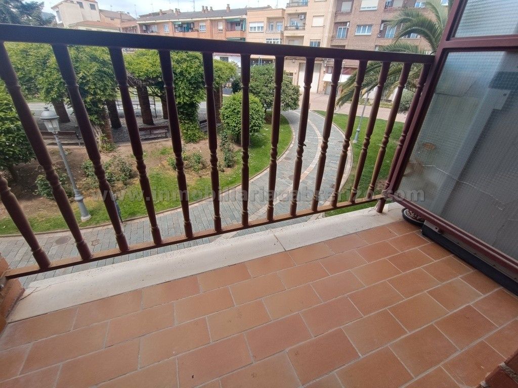 Duplex to rent in Calle Marqués de la Ensenada, Lardero