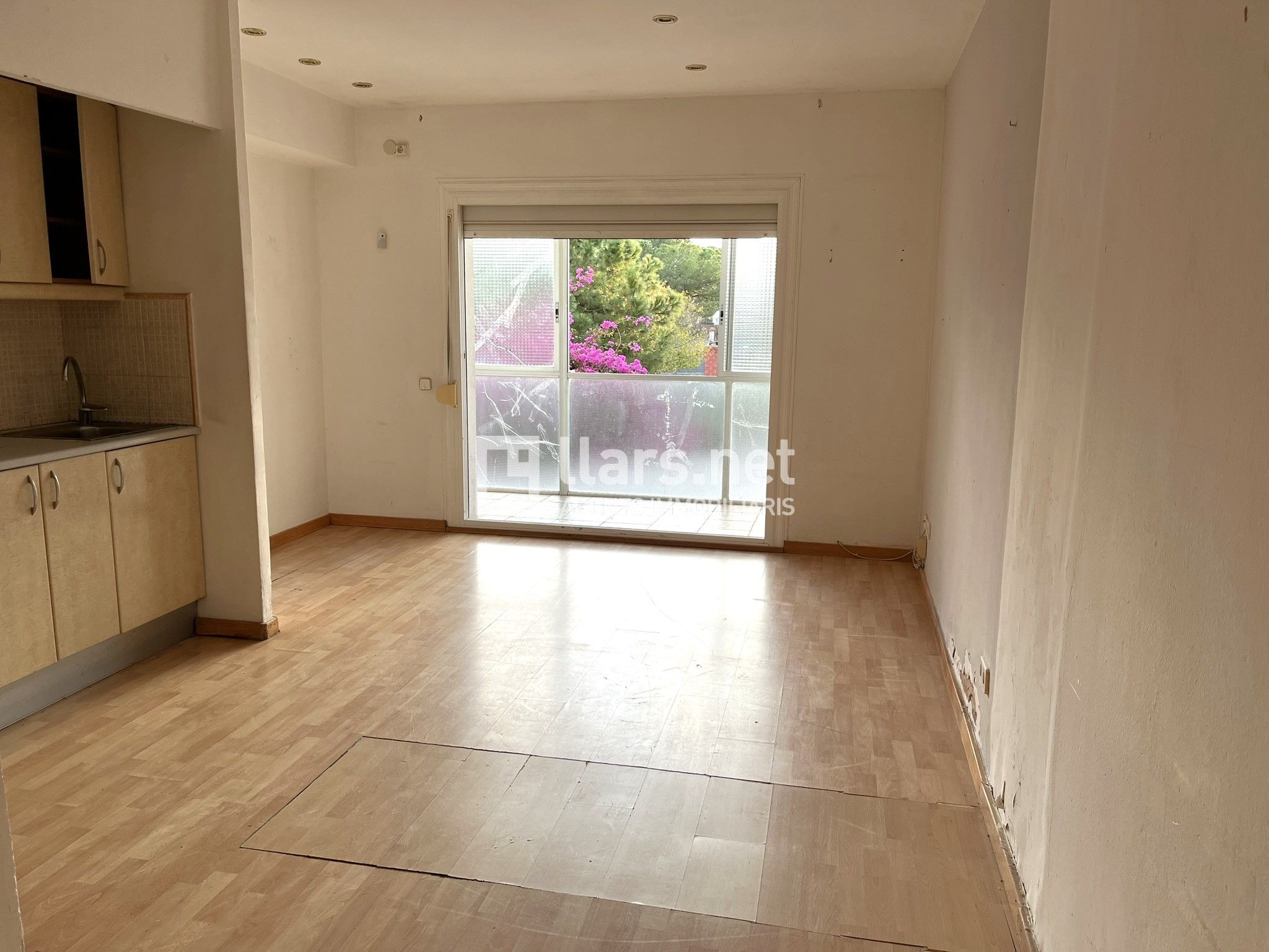 Exterior view of Study for sale in Sitges  with Parquet flooring and Balcony