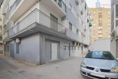 Außenansicht von Wohnung zum Verkauf in Granada