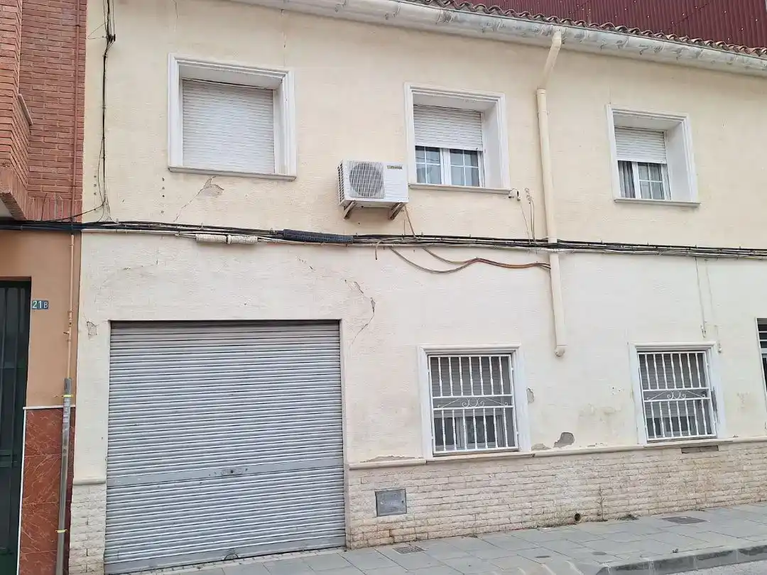 Vista exterior de Planta baixa en venda en Villena amb Aire condicionat i Traster