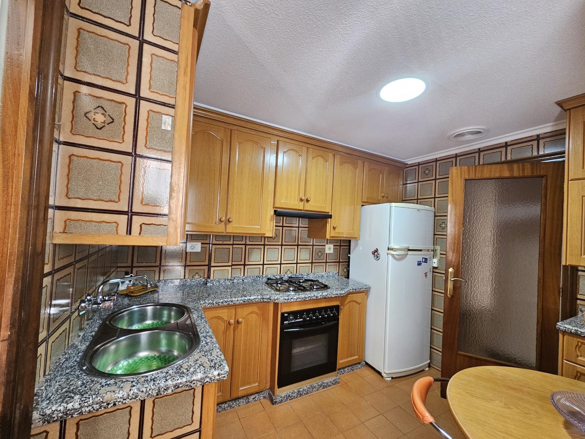 Kitchen of Flat to rent in Elche / Elx  with Air Conditioner, Heating and Balcony