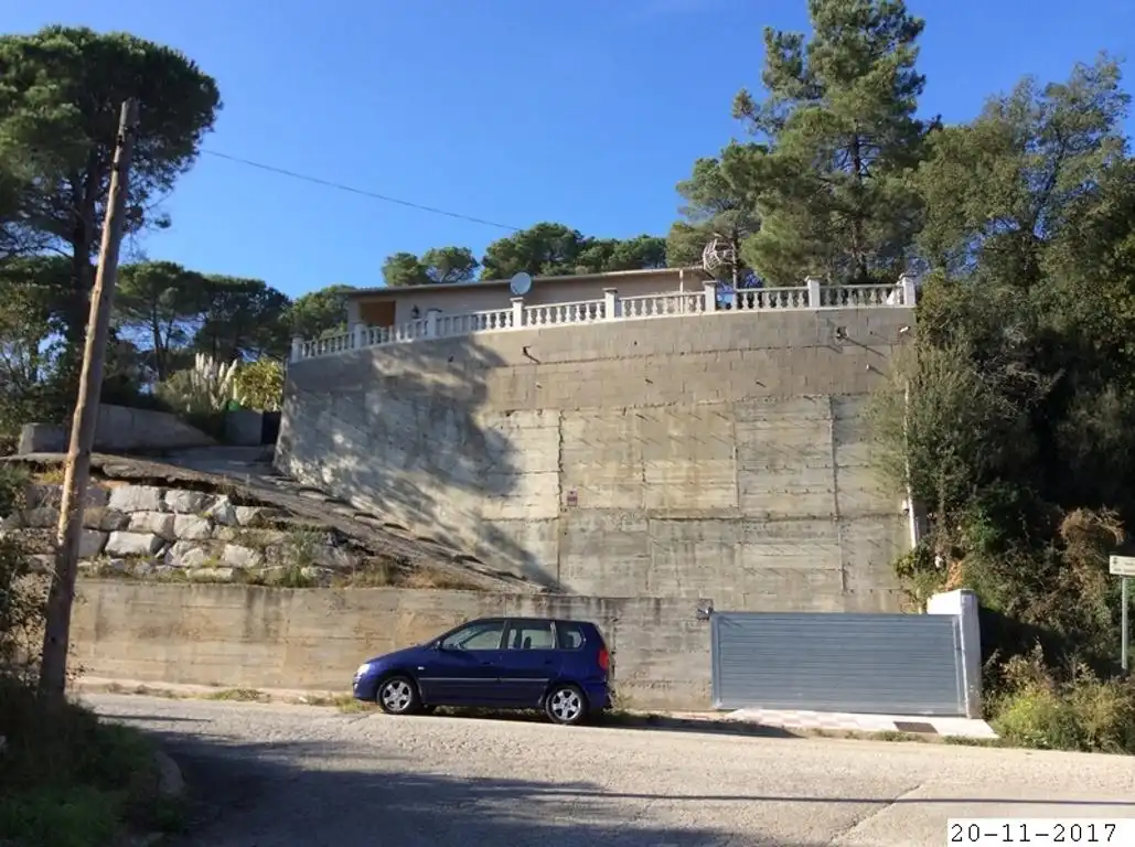 Casa en venda a Carrer Satel·lits 52