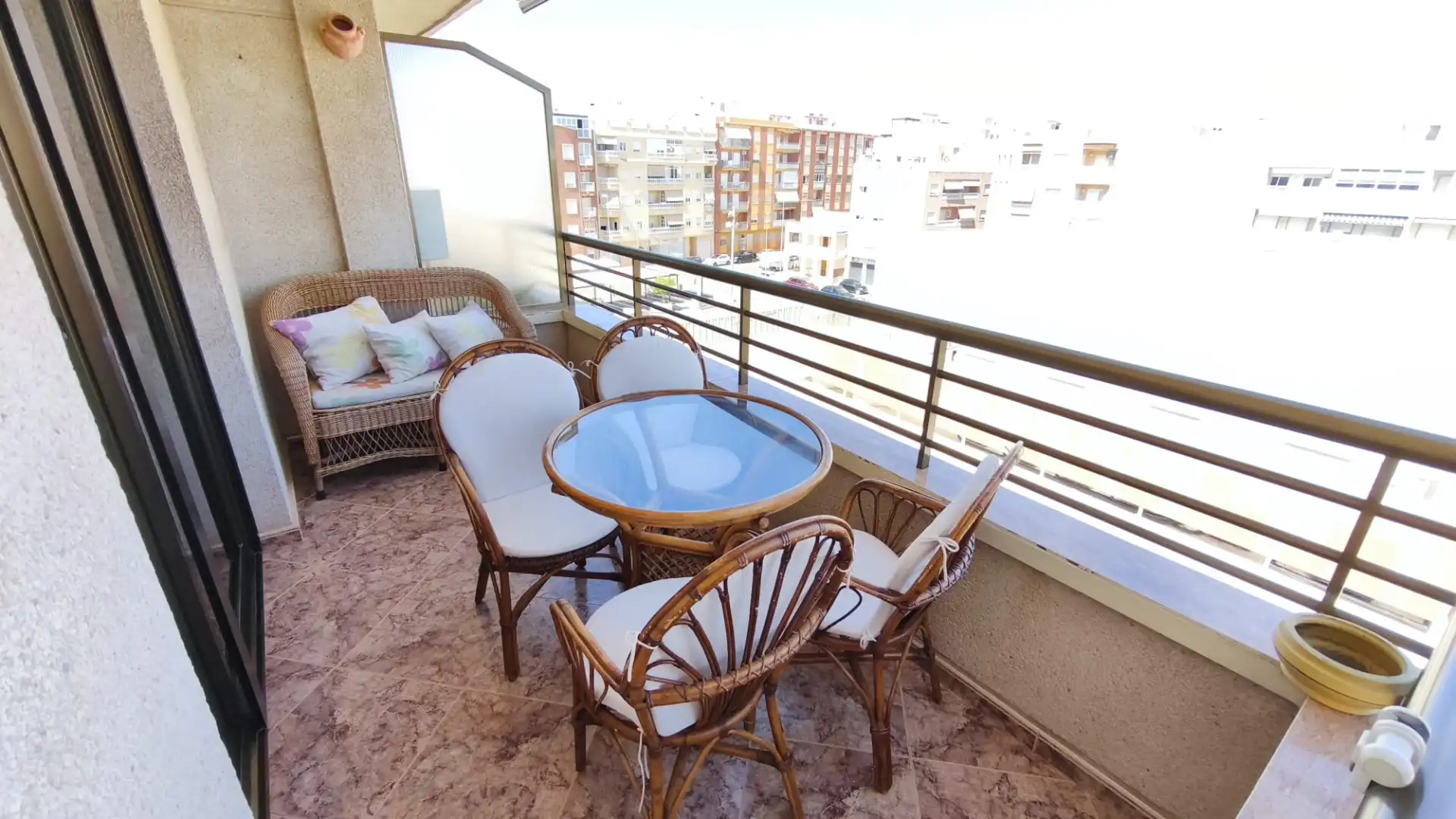 Apartamento con ascensor en venta en Pasaje Puerta de Argel 23, imagen 4