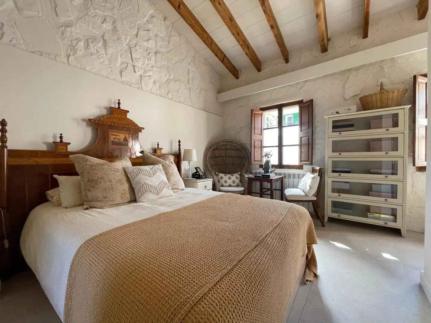 Bedroom of Country homes for sale in  Palma de Mallorca  with Air Conditioner, Terrace and Storage room