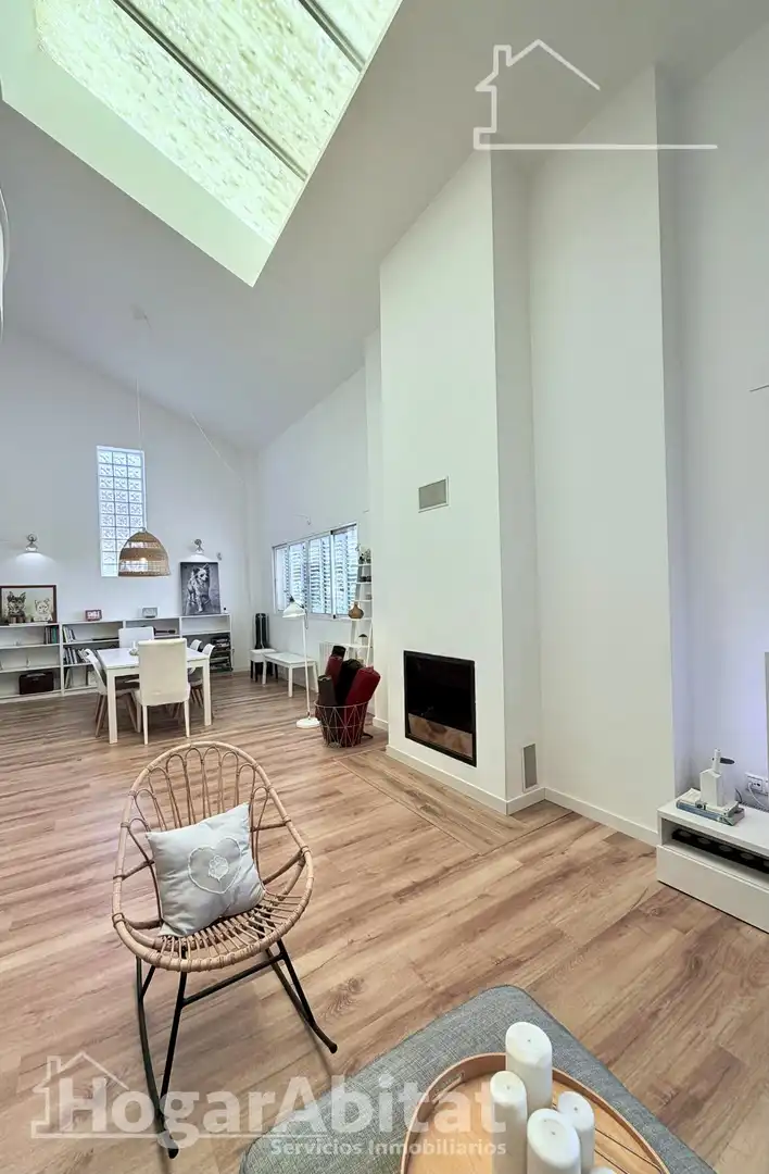 Sala de estar de Casa o chalet en venta en Torrent con Aire acondicionado, Calefacción y Jardín privado
