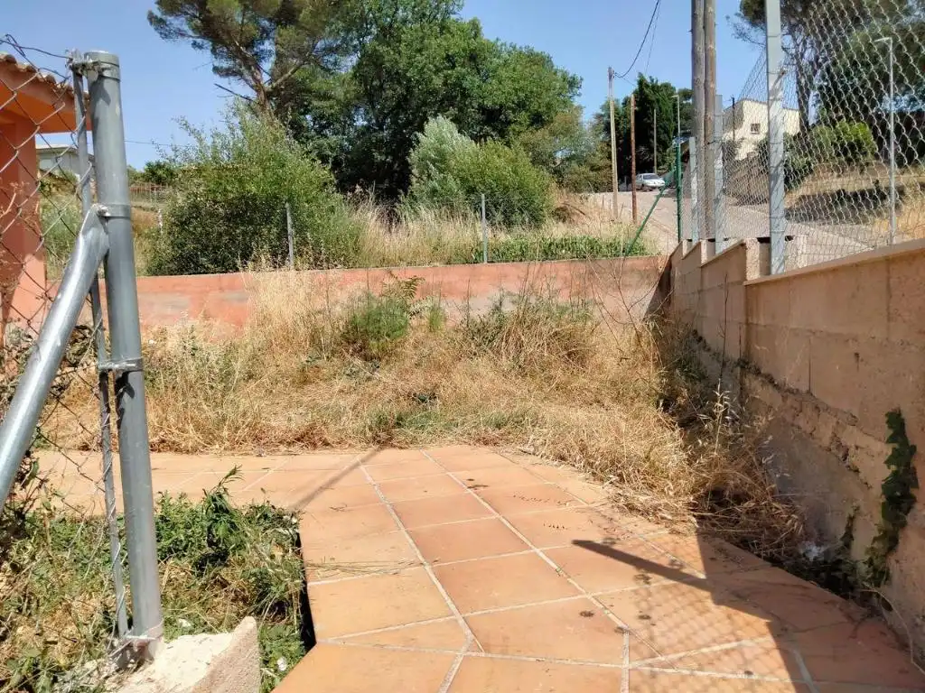 Casa adosada en venta en Carrer Garrigues, 10, Caldes de Malavella