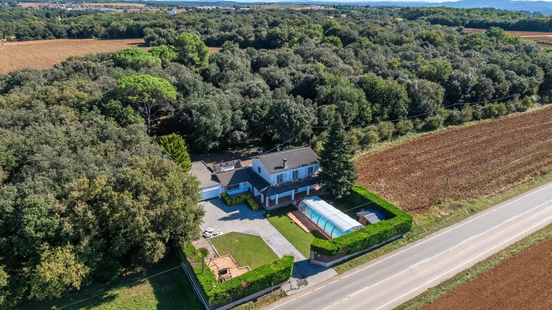 Exterior view of Houses for sale in Porqueres  with Air Conditioner, Heating and Private garden