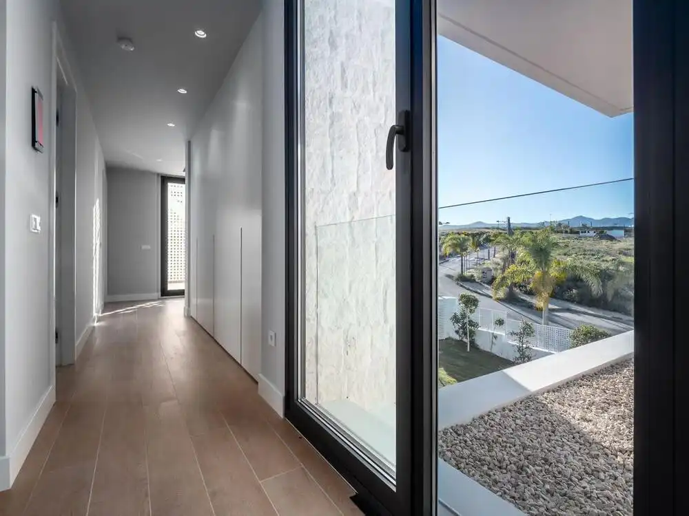 Houses for sale in Estepona  with Air Conditioner, Private garden and Terrace
