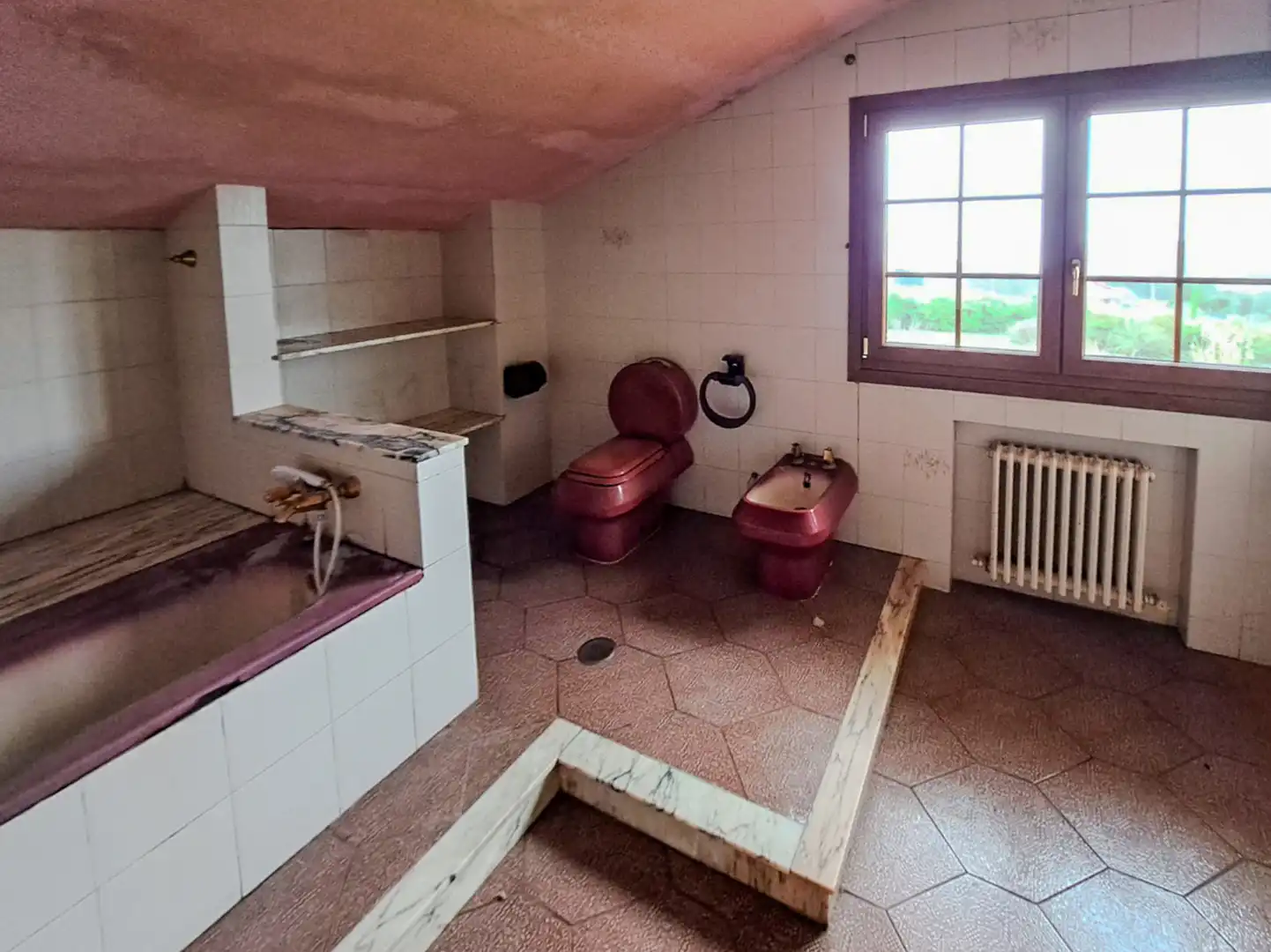 Bathroom of Houses for sale in Castrillón  with Heating, Private garden and Parquet flooring