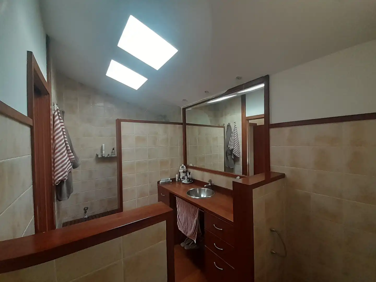 Badezimmer von Haus oder Chalet zum Verkauf in Gelida mit Heizung, Privatgarten und Parkett