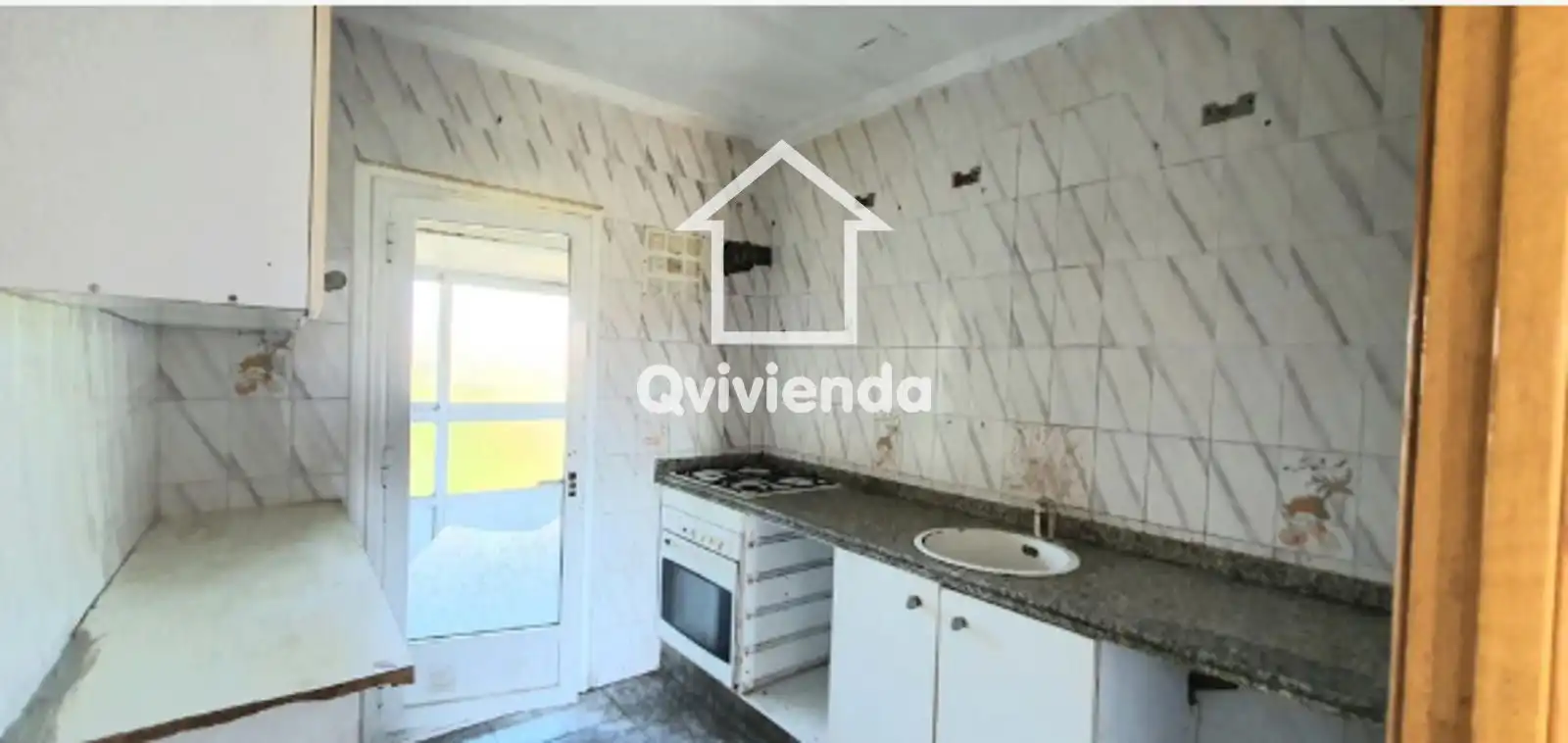 Kitchen of Flat for sale in Sabadell
