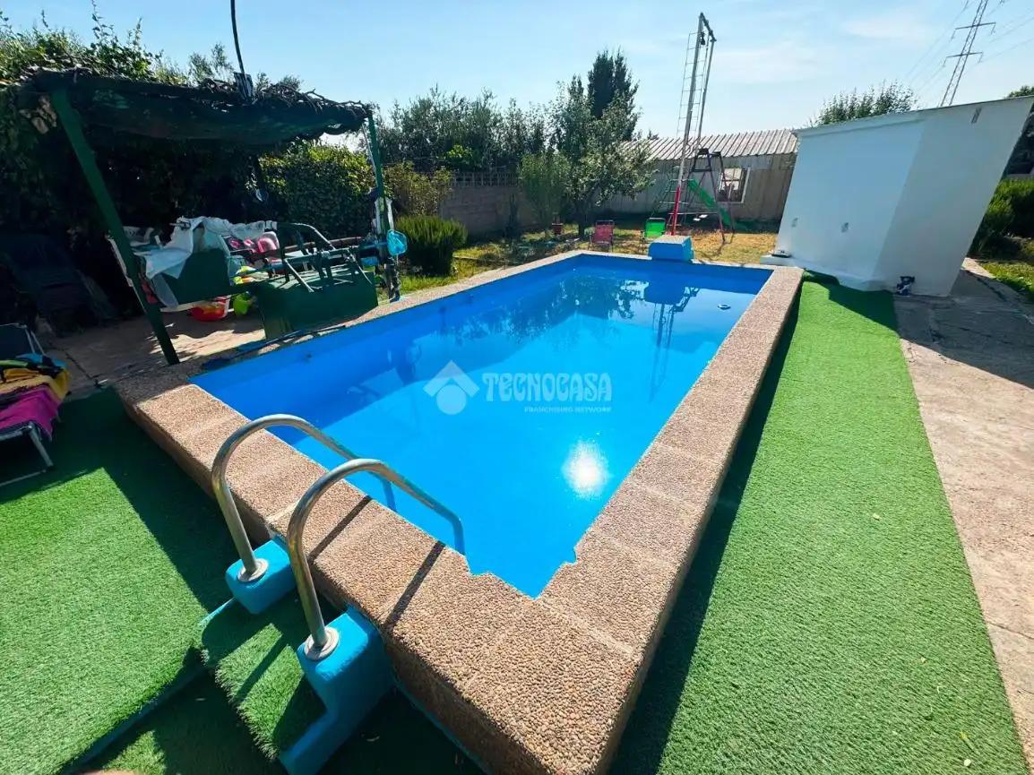 Piscina de Finca rústica en venta en Zaragoza con Trastero y Piscina
