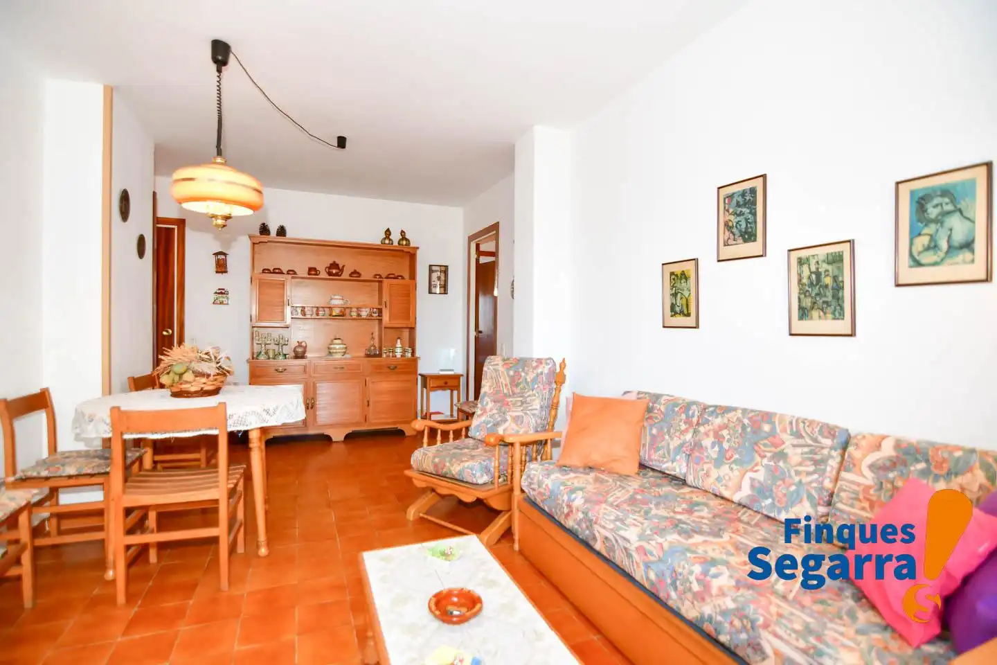 Living room of Flat for sale in El Vendrell  with Terrace and Furnished