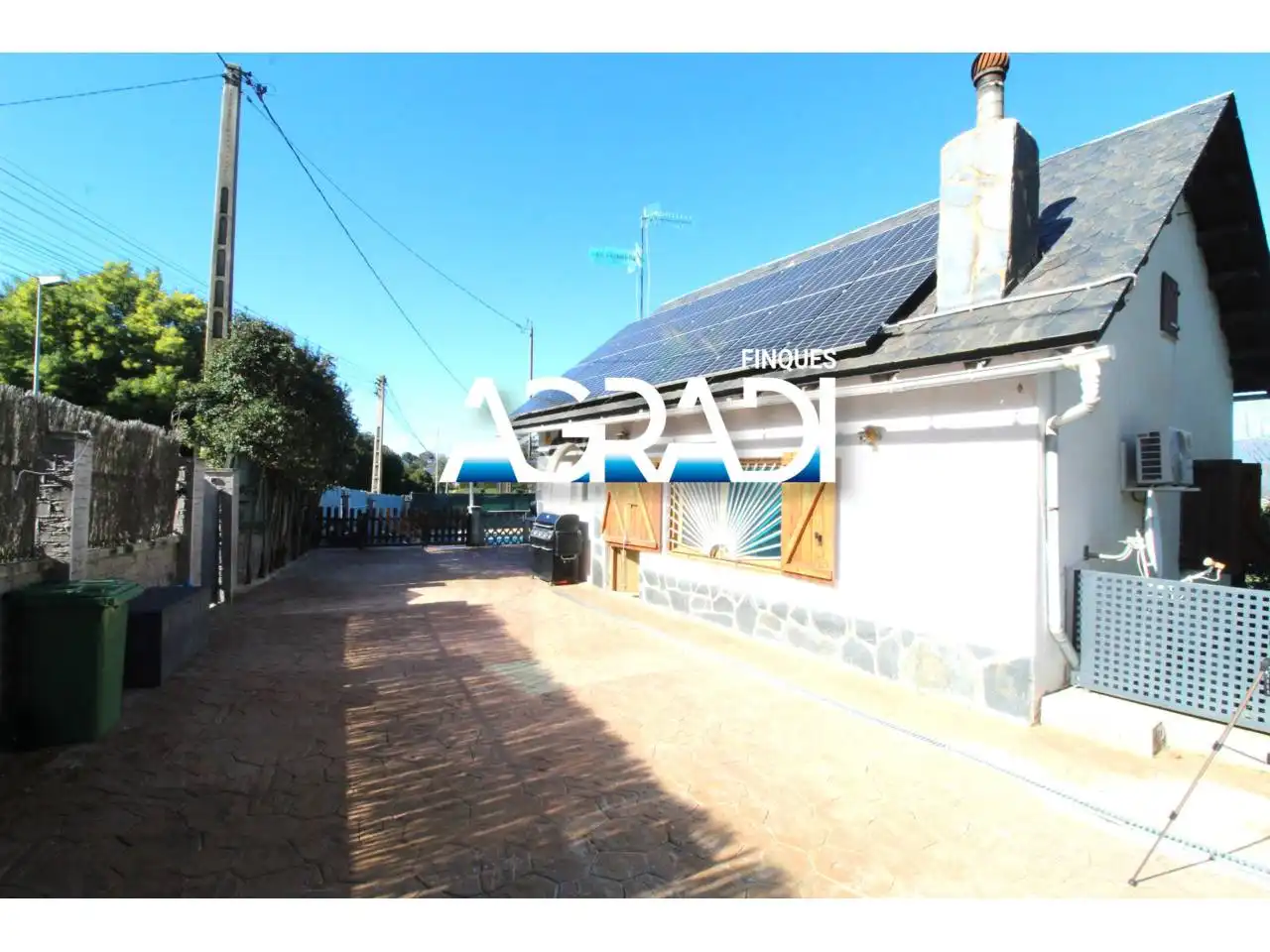 Houses for sale in Vallgorguina