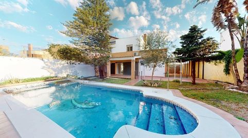 Foto 4 de Casa adosada en venta en Bollullos de la Mitación, Sevilla