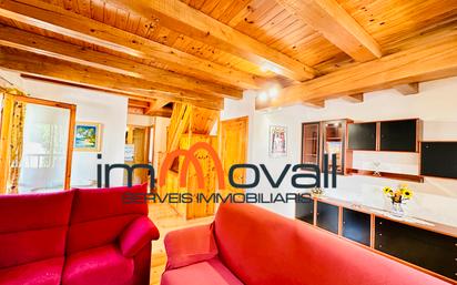 Sala d'estar de Dúplex en venda en La Vall de Boí amb Balcó