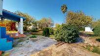 Jardí de Casa o xalet en venda en Chiva amb Aire condicionat, Terrassa i Piscina