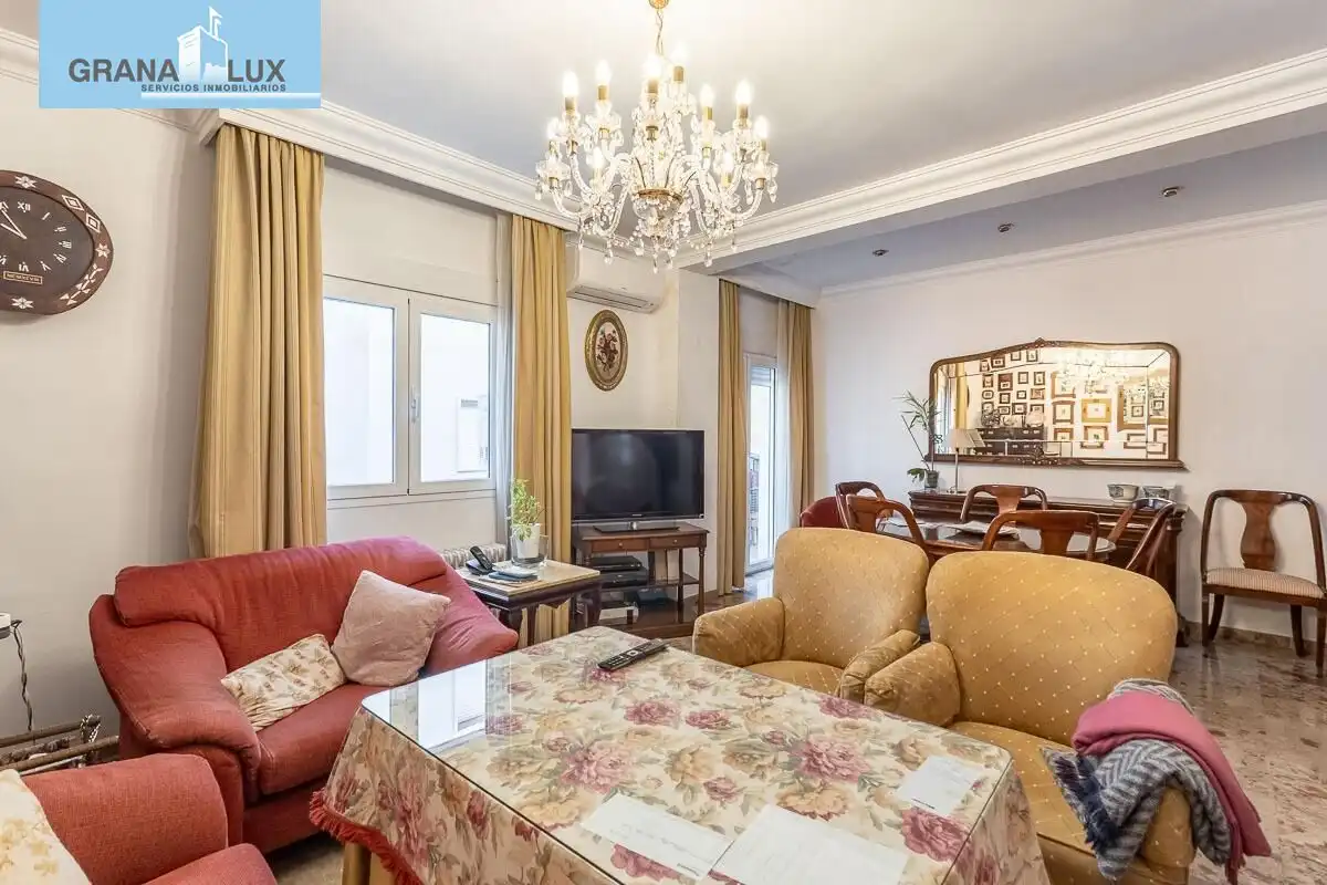 Apartament amb terrassa en venda a Calle Ángel Barrios, imagen 2