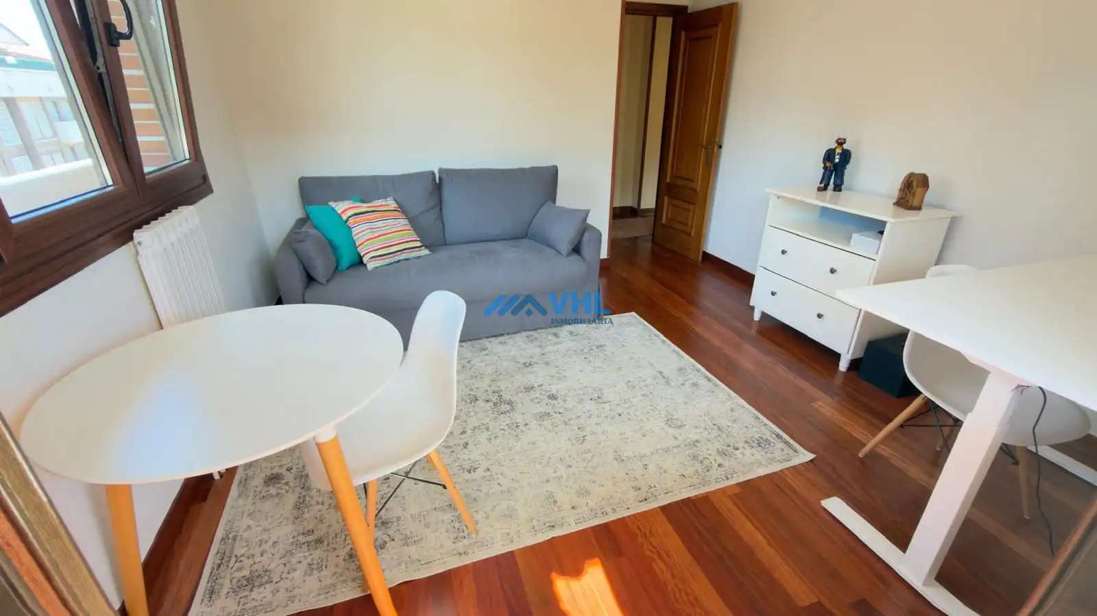 Sala d'estar de Pis de lloguer en Castro-Urdiales amb Calefacció, Jardí privat i Terrassa